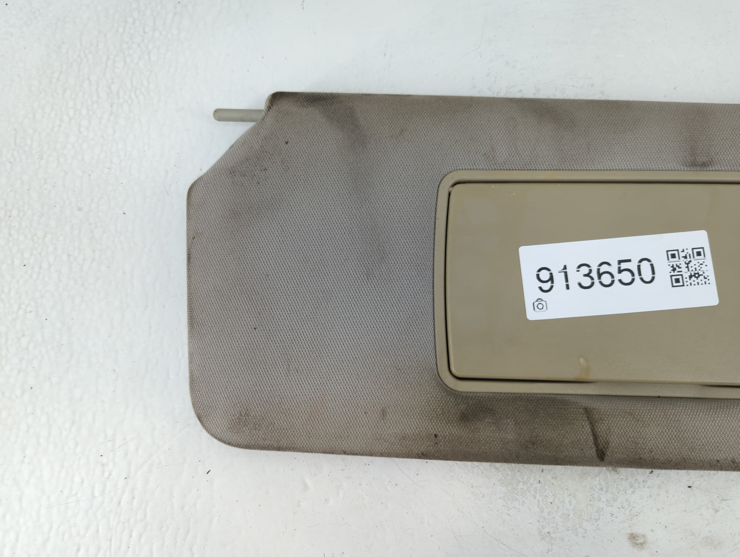 2011-2012 Nissan Sentra Sun Visor Shade Replacement Passenger Right Mirror Fits Fits 2011 2012 OEM Used Auto Parts - Oemused