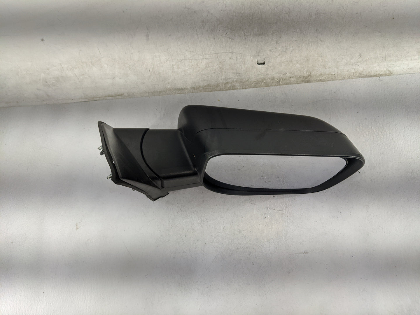 2004-2015 Nissan Titan Passenger Side View Mirror - Right Door Mirror OEM Used - Oemusedautoparts1.com
