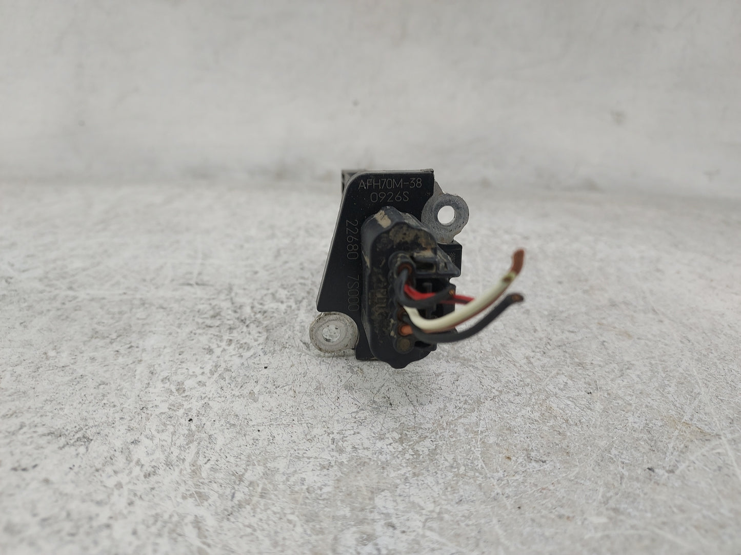 2004-2022 Nissan Titan Mass Air Flow Meter Maf 1486385 - Oemusedautoparts1.com