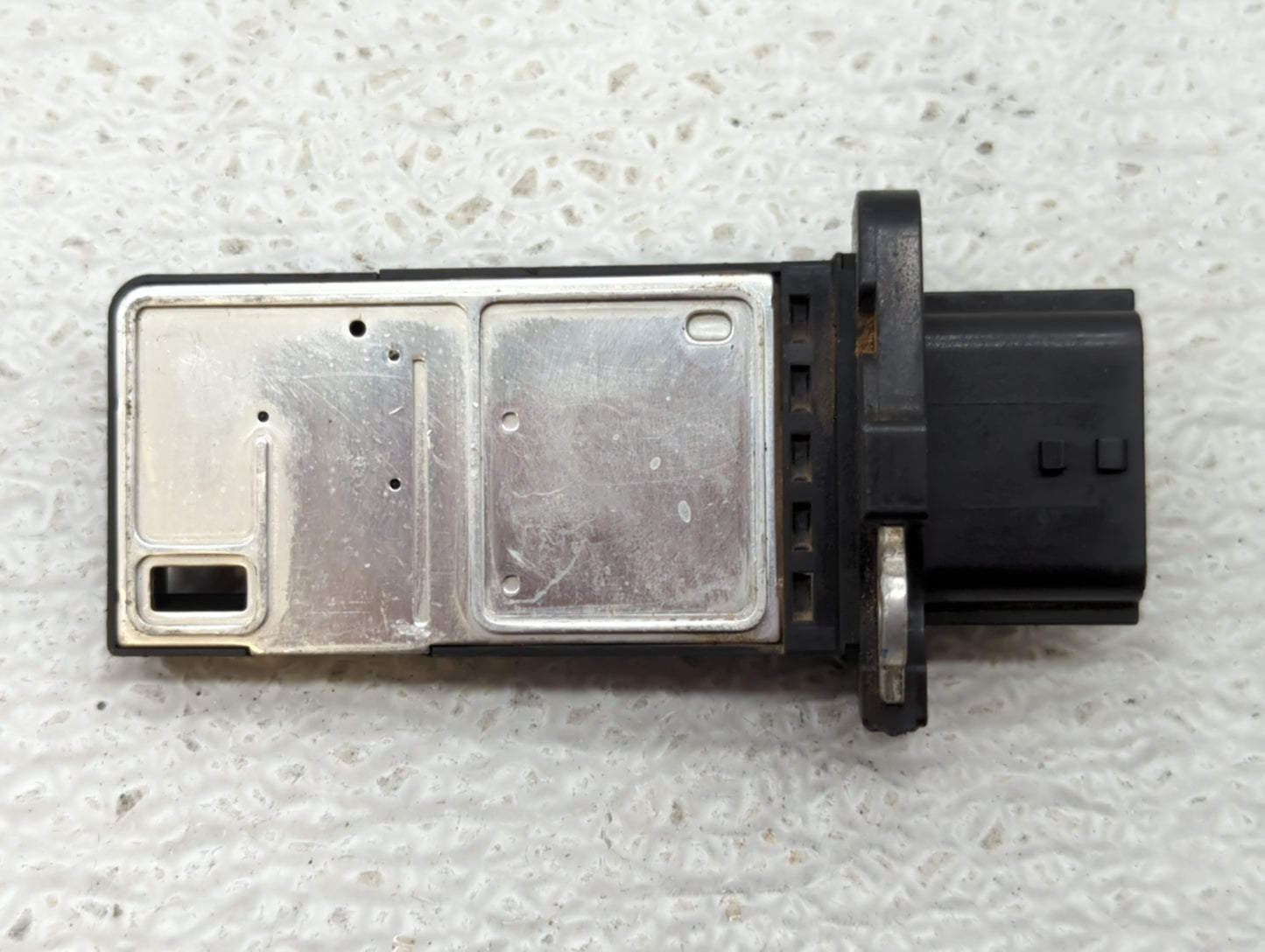2004-2022 Nissan Titan Mass Air Flow Meter Maf - Oemusedautoparts1.com