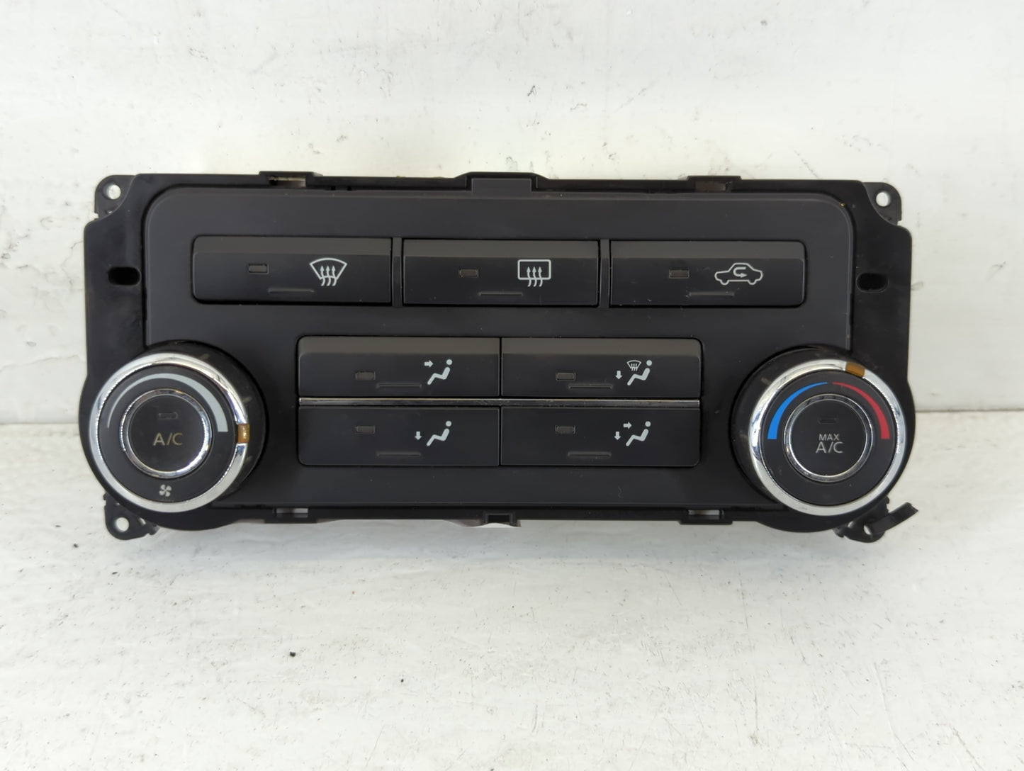 2011 Nissan Titan Climate Control Module Temperature AC/Heater Replacement P/N:27510 9FD1R Fits OEM Used Auto Parts - Oemuse