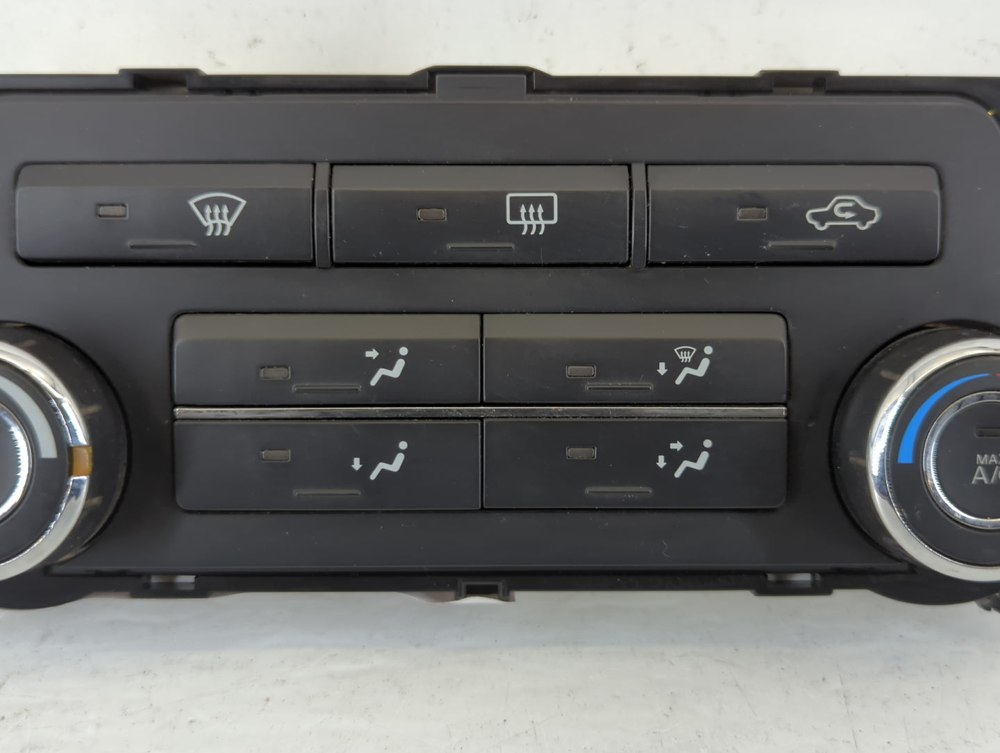2011 Nissan Titan Climate Control Module Temperature AC/Heater Replacement P/N:27510 9FD1R Fits OEM Used Auto Parts - Oemuse