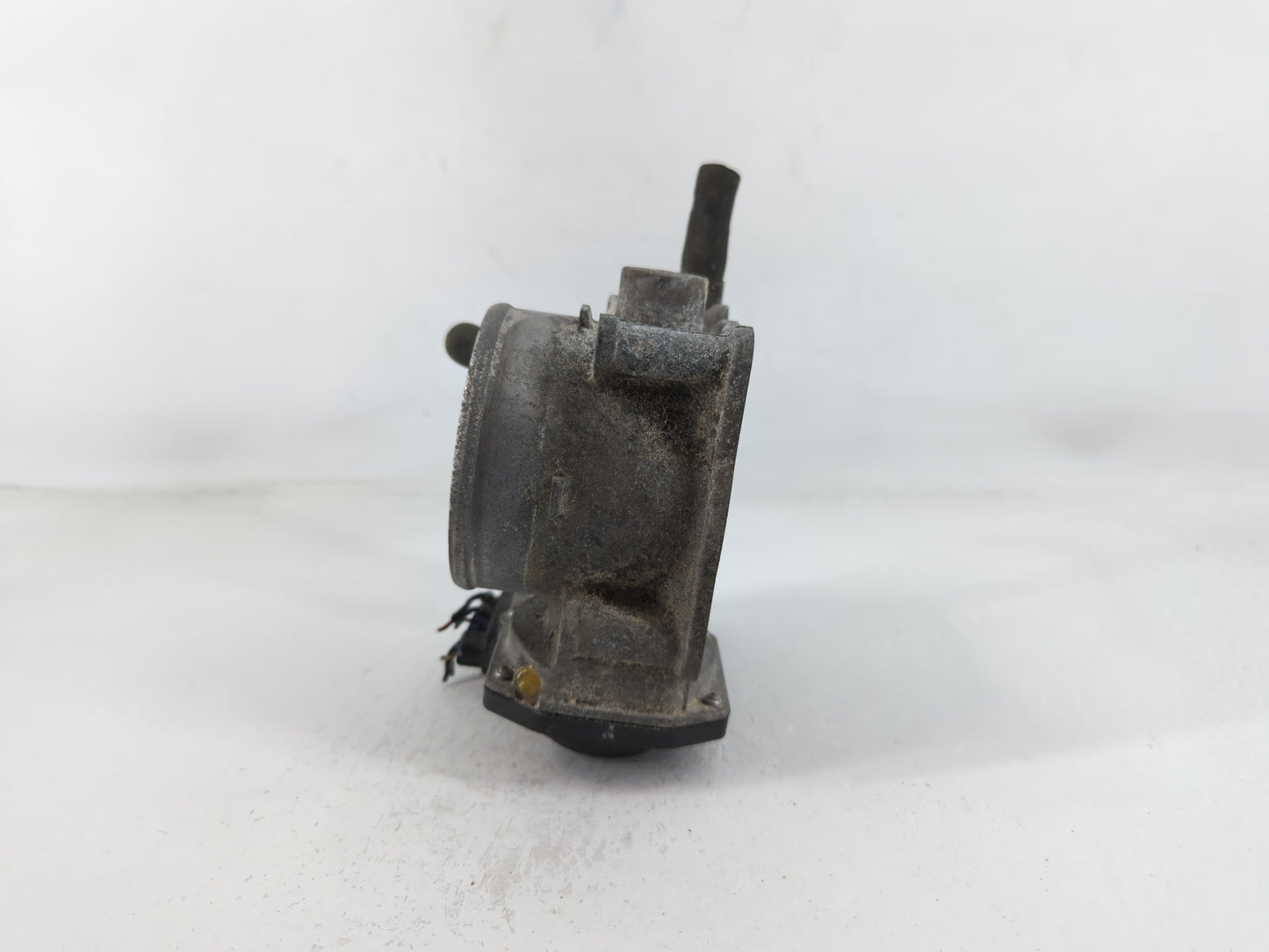 2011 Nissan Titan Throttle Body P/N:01089 16119 7S000 Fits OEM Used Auto Parts - Oemusedautoparts1.com