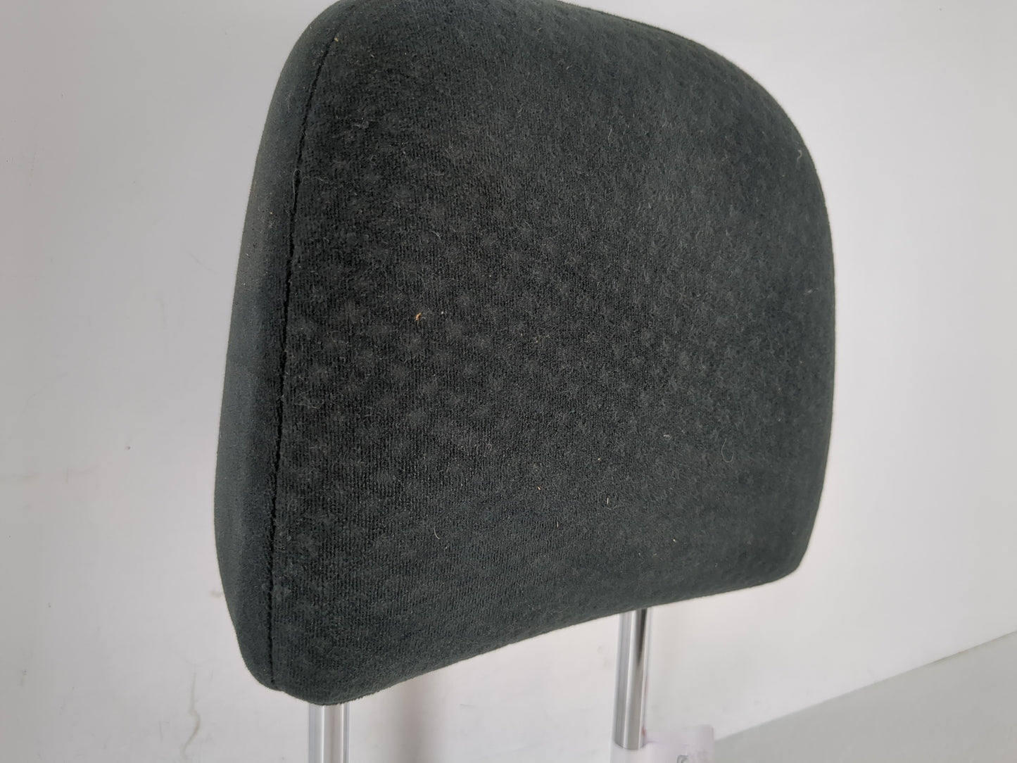 2011-2012 Nissan Versa Headrest Head Rest Front Driver Passenger Seat - Oemusedautoparts1.com