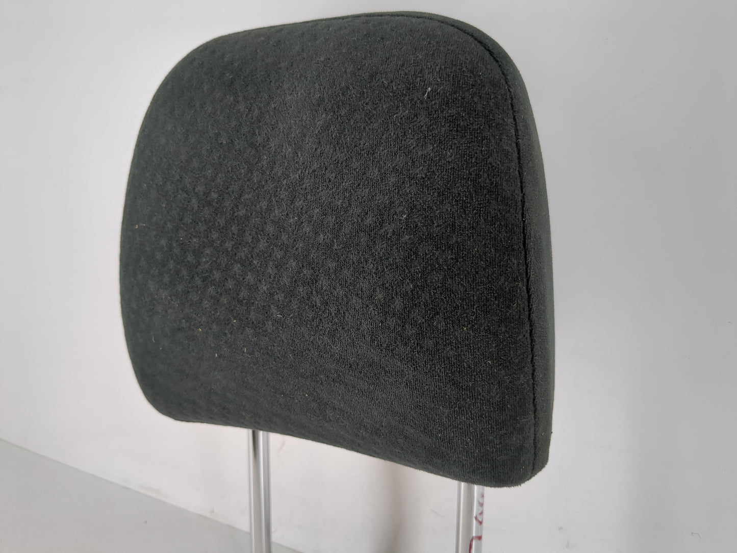 2011-2012 Nissan Versa Headrest Head Rest Front Driver Passenger Seat - Oemusedautoparts1.com