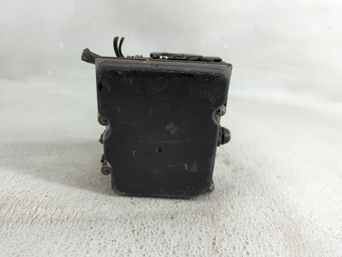 2010-2012 Nissan Versa ABS Pump Control Module Replacement P/N:0 265 251 528 Fits Fits 2010 2011 2012 OEM Used Auto Parts - 