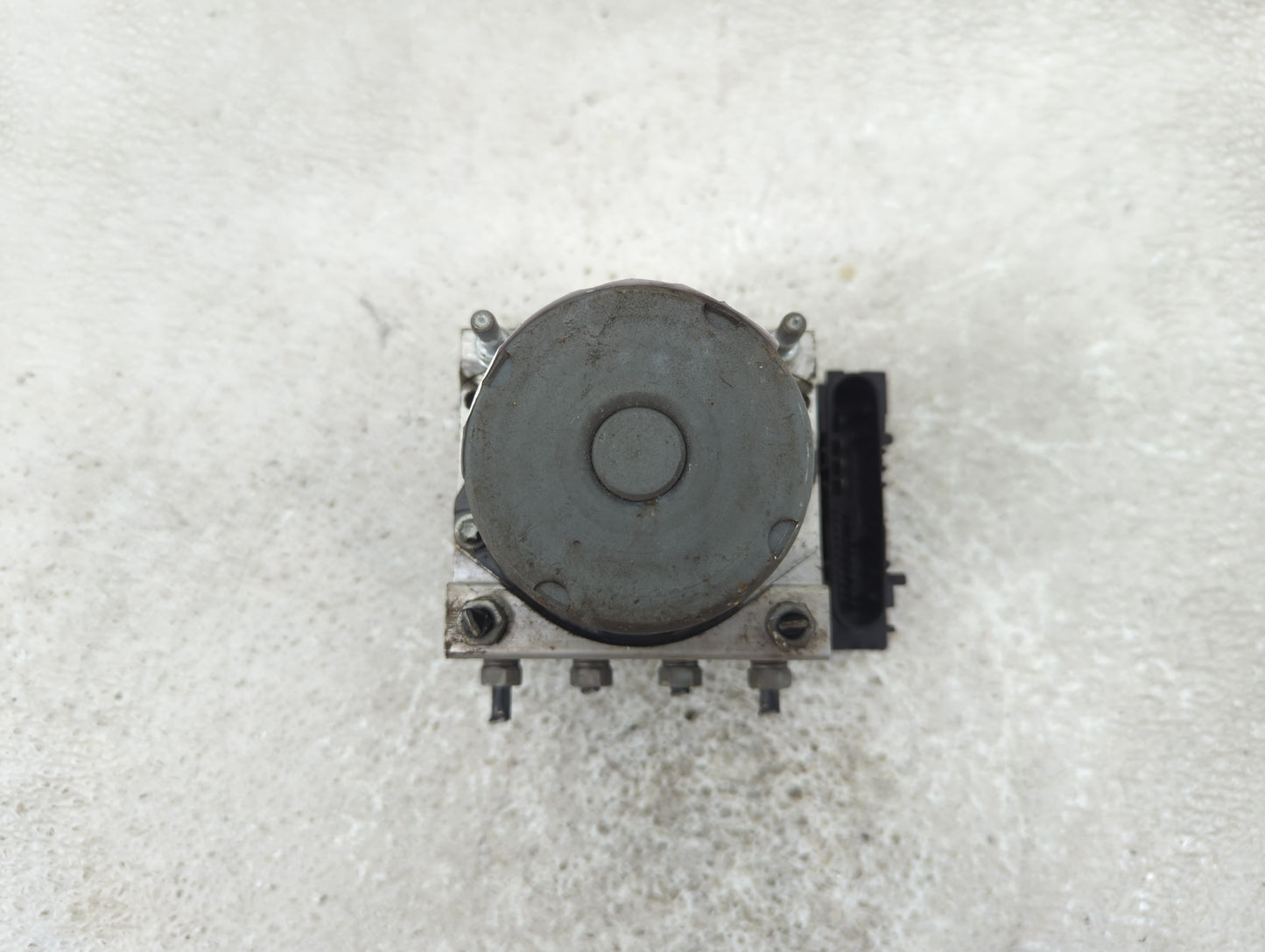 2009-2011 Nissan Versa ABS Pump Control Module Replacement P/N:47660 EM30A Fits Fits 2009 2010 2011 OEM Used Auto Parts - Oe