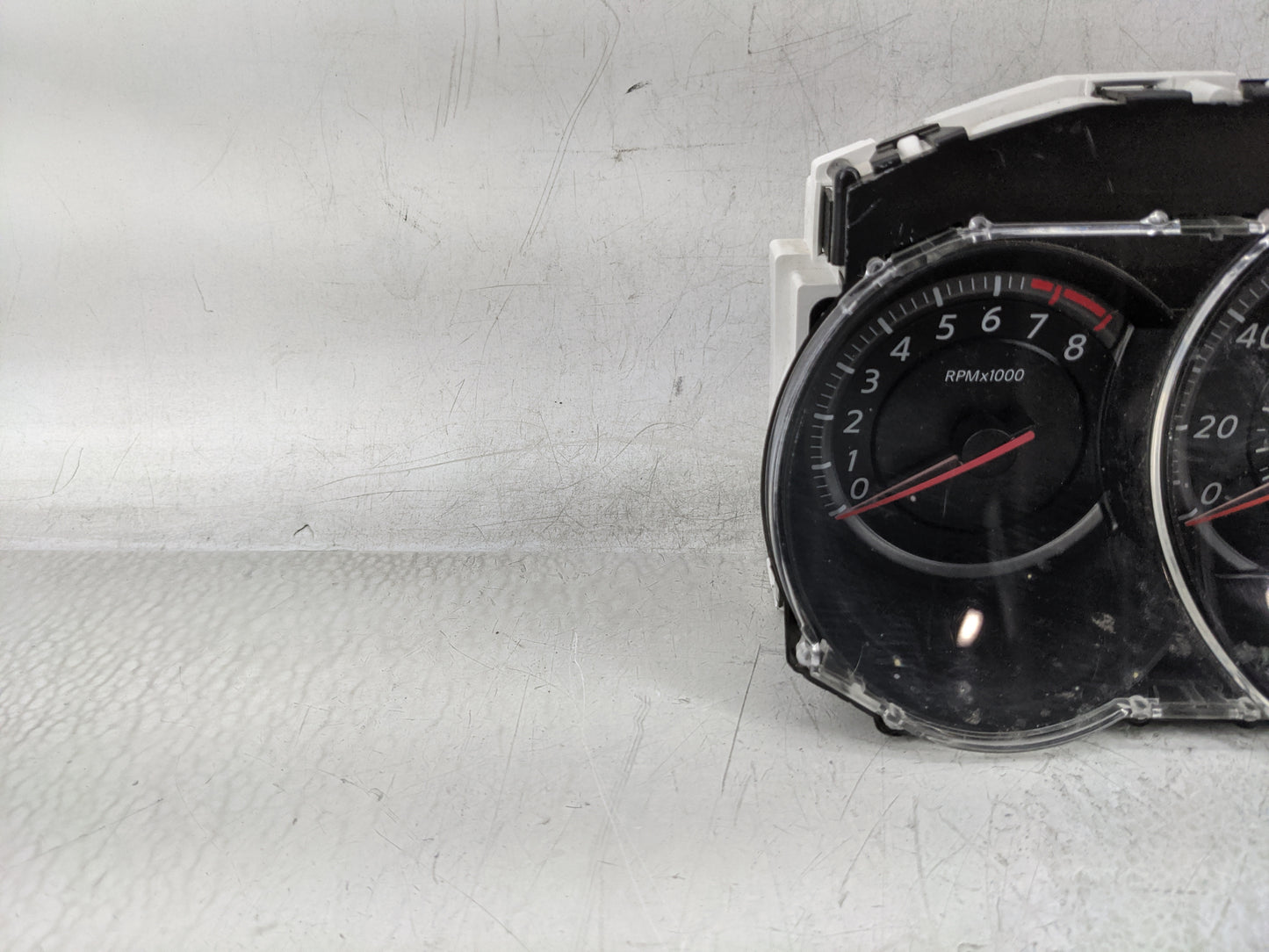 2010-2011 Nissan Versa Instrument Cluster Speedometer Gauges P/N:24810ZW82D Fits Fits 2010 2011 OEM Used Auto Parts - Oemuse