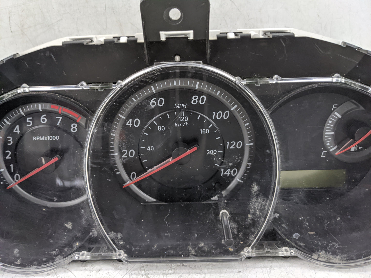 2010-2011 Nissan Versa Instrument Cluster Speedometer Gauges P/N:24810ZW82D Fits Fits 2010 2011 OEM Used Auto Parts - Oemuse