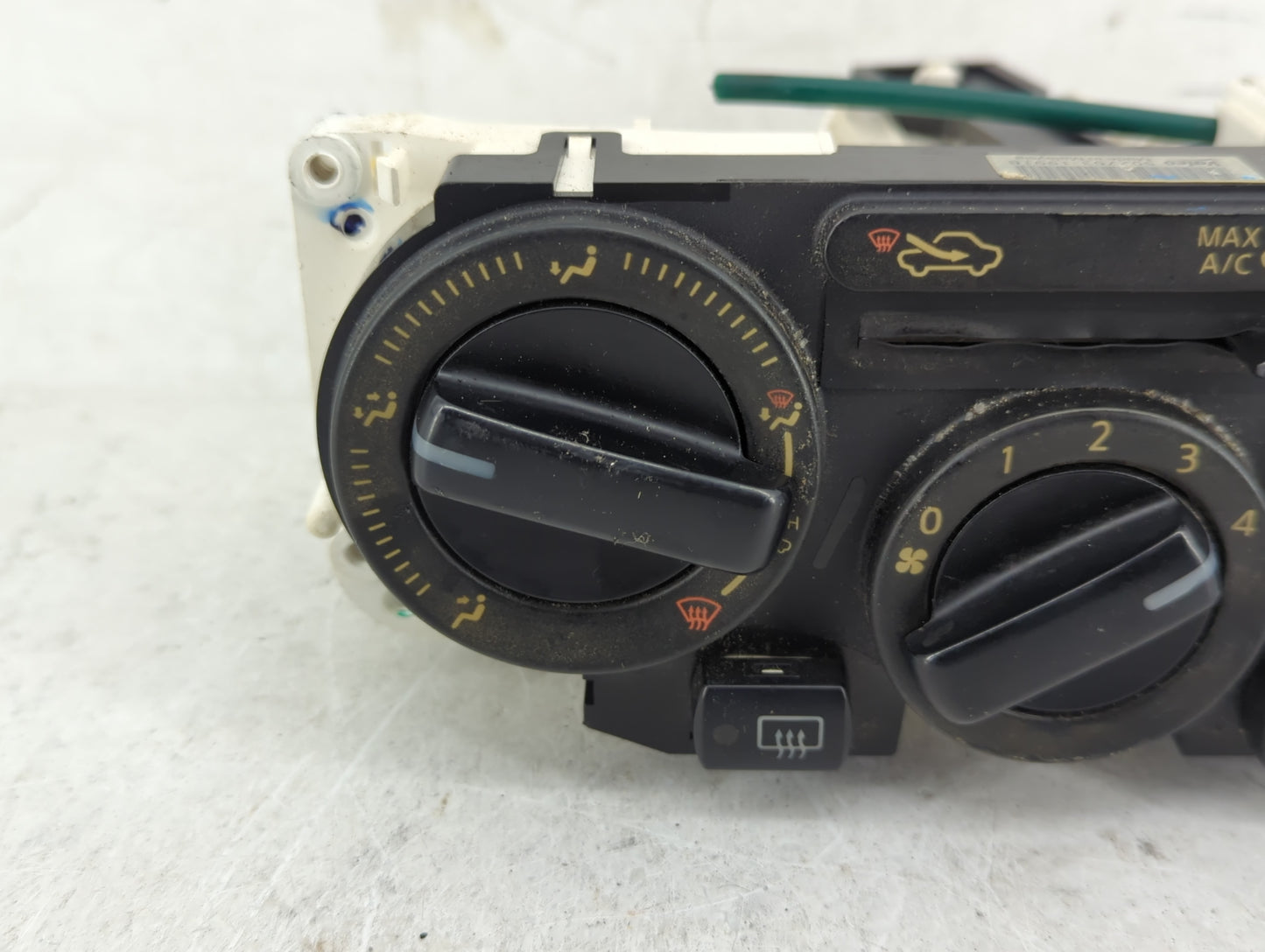 2010-2012 Nissan Versa Climate Control Module Temperature AC/Heater Replacement P/N:T1011093T Fits Fits 2010 2011 2012 OEM U