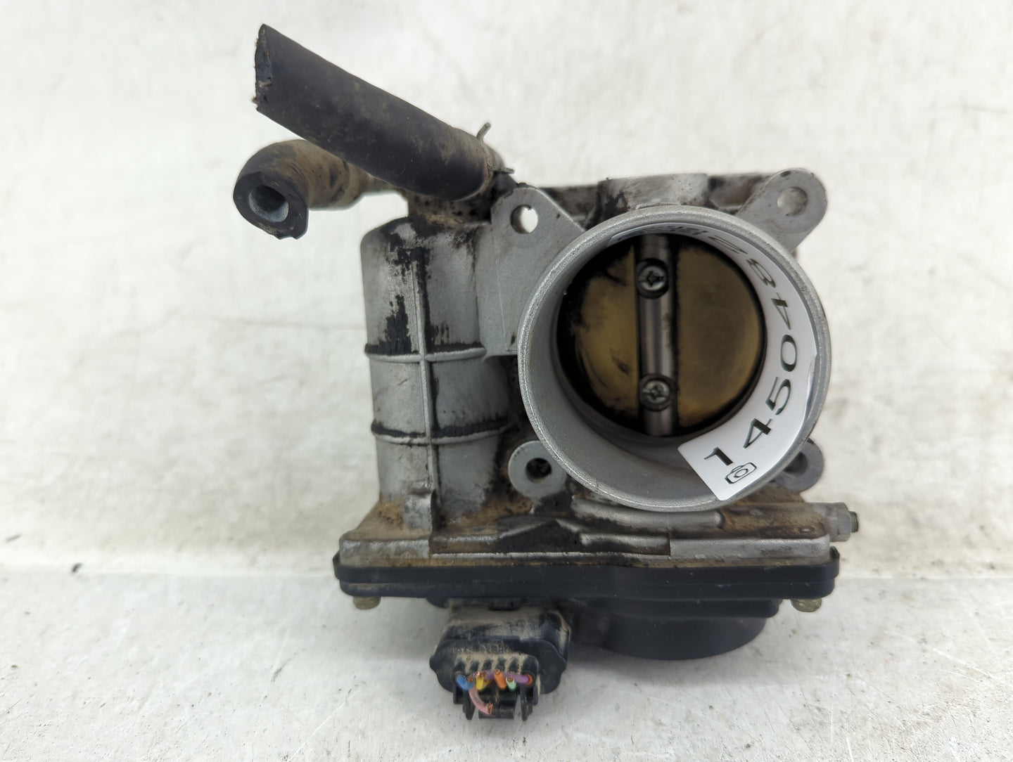 2009-2011 Nissan Versa Throttle Body Fits Fits 2009 2010 2011 OEM Used Auto Parts - Oemusedautoparts1.com