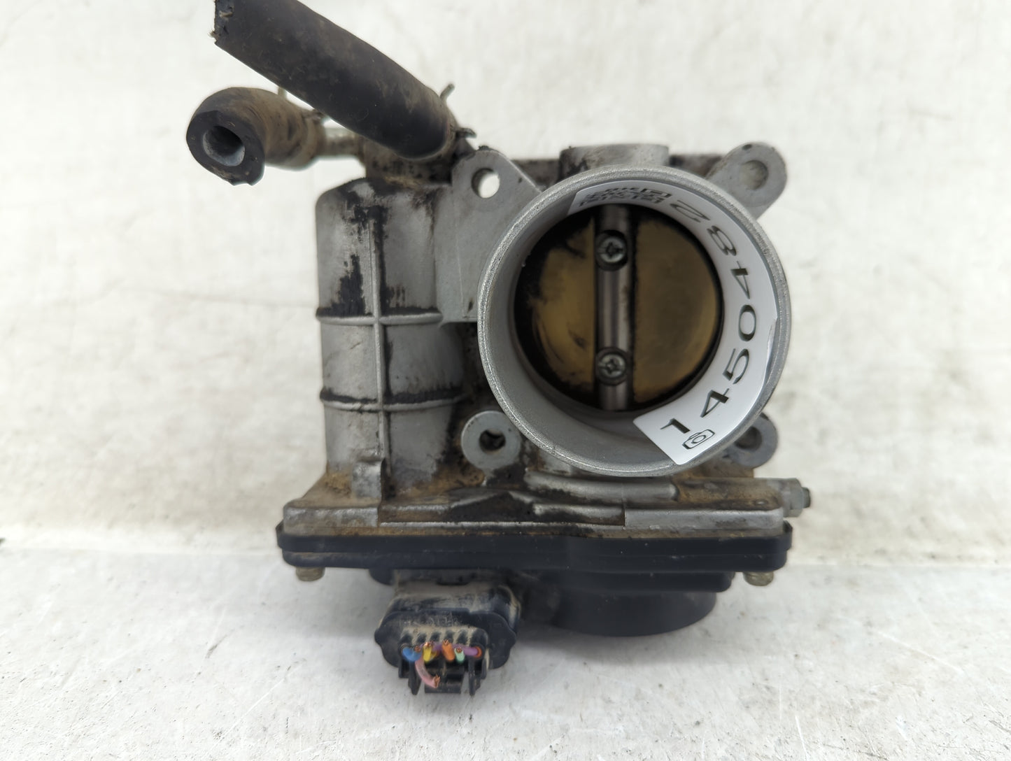 2009-2011 Nissan Versa Throttle Body Fits Fits 2009 2010 2011 OEM Used Auto Parts - Oemusedautoparts1.com