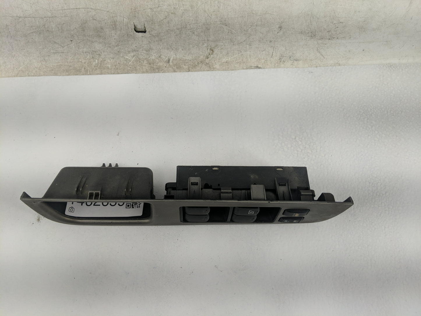 2010-2012 Nissan Versa Master Power Window Switch Replacement Driver Side Left P/N:80961 EL11A Fits Fits 2010 2011 2012 OEM 