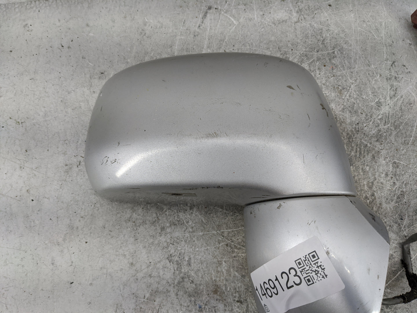 2008-2012 Nissan Versa Passenger Side View Mirror - Right Door Mirror OEM Used - Oemusedautoparts1.com