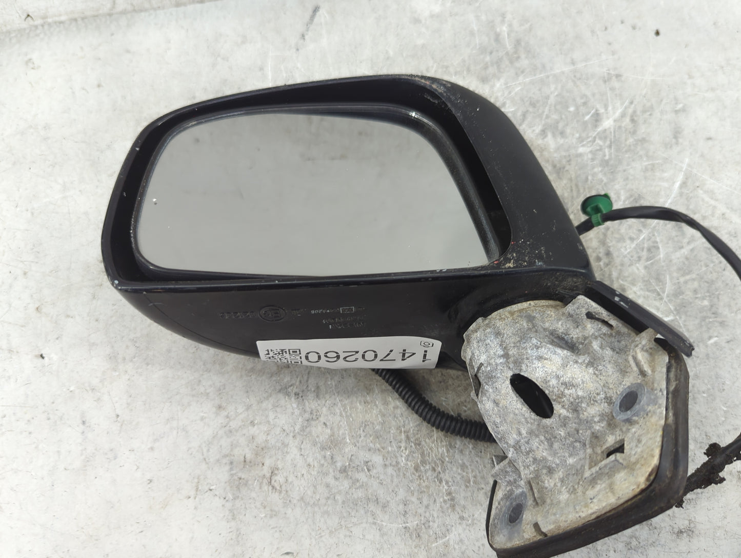 2008-2012 Nissan Versa Driver Side View Mirror - Left Door Mirror OEM Used - Oemusedautoparts1.com