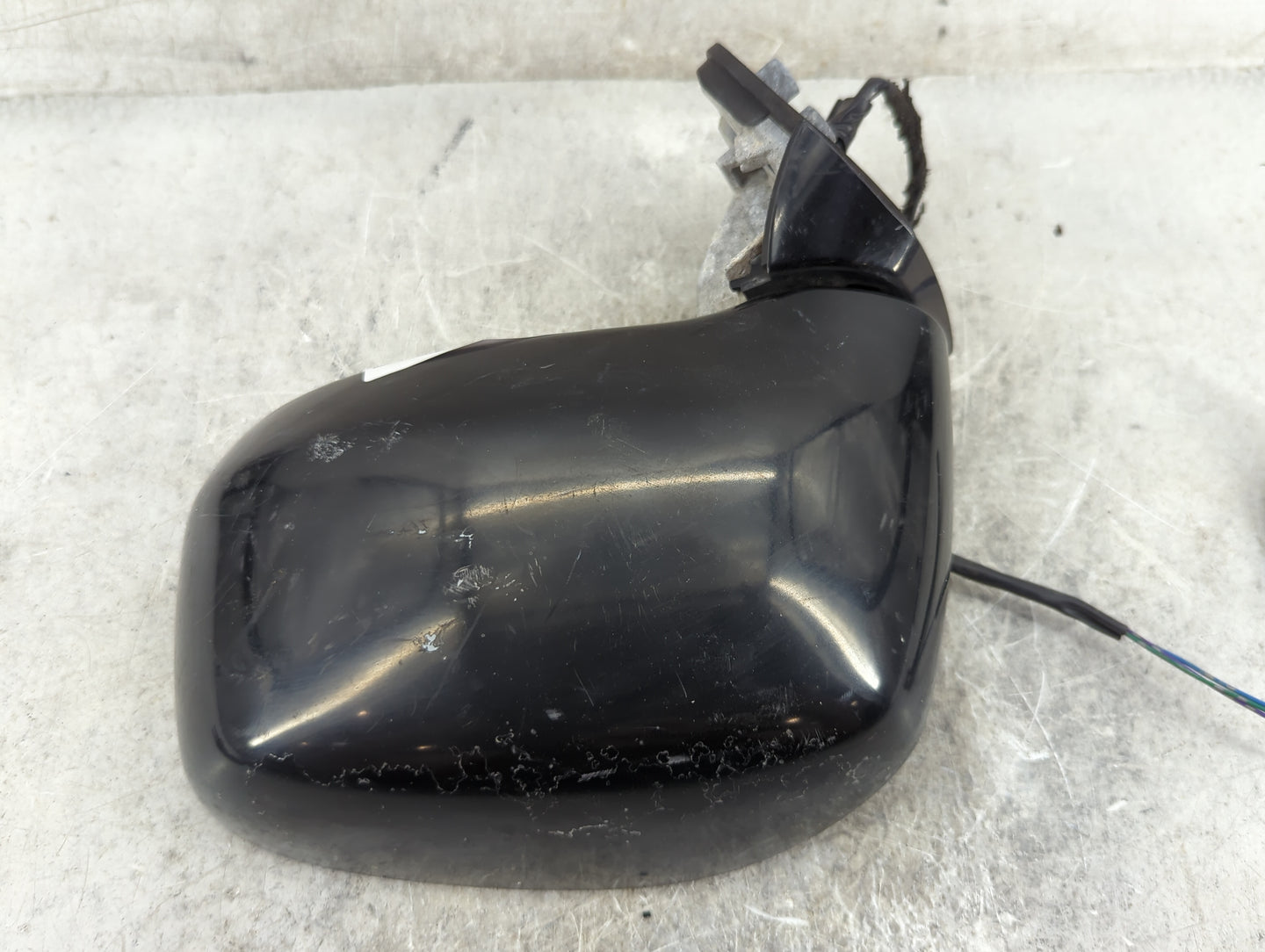 2008-2012 Nissan Versa Driver Side View Mirror - Left Door Mirror OEM Used - Oemusedautoparts1.com