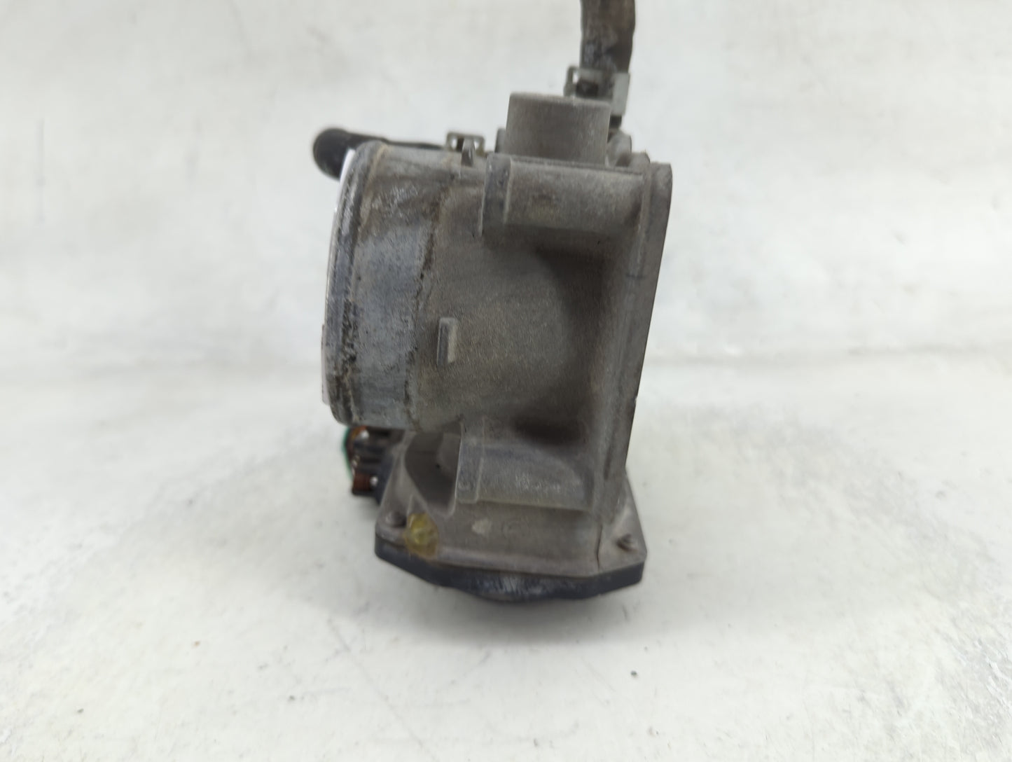 2007-2012 Nissan Versa Throttle Body P/N:ET-A60-02 C Fits OEM Used Auto Parts - Oemusedautoparts1.com