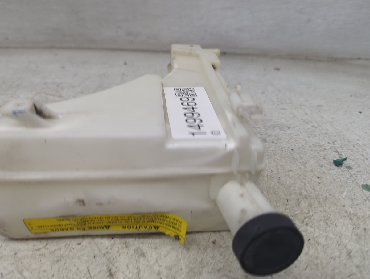 2007-2012 Nissan Versa Radiator Coolant Overflow Expansion Tank Bottle - Oemusedautoparts1.com