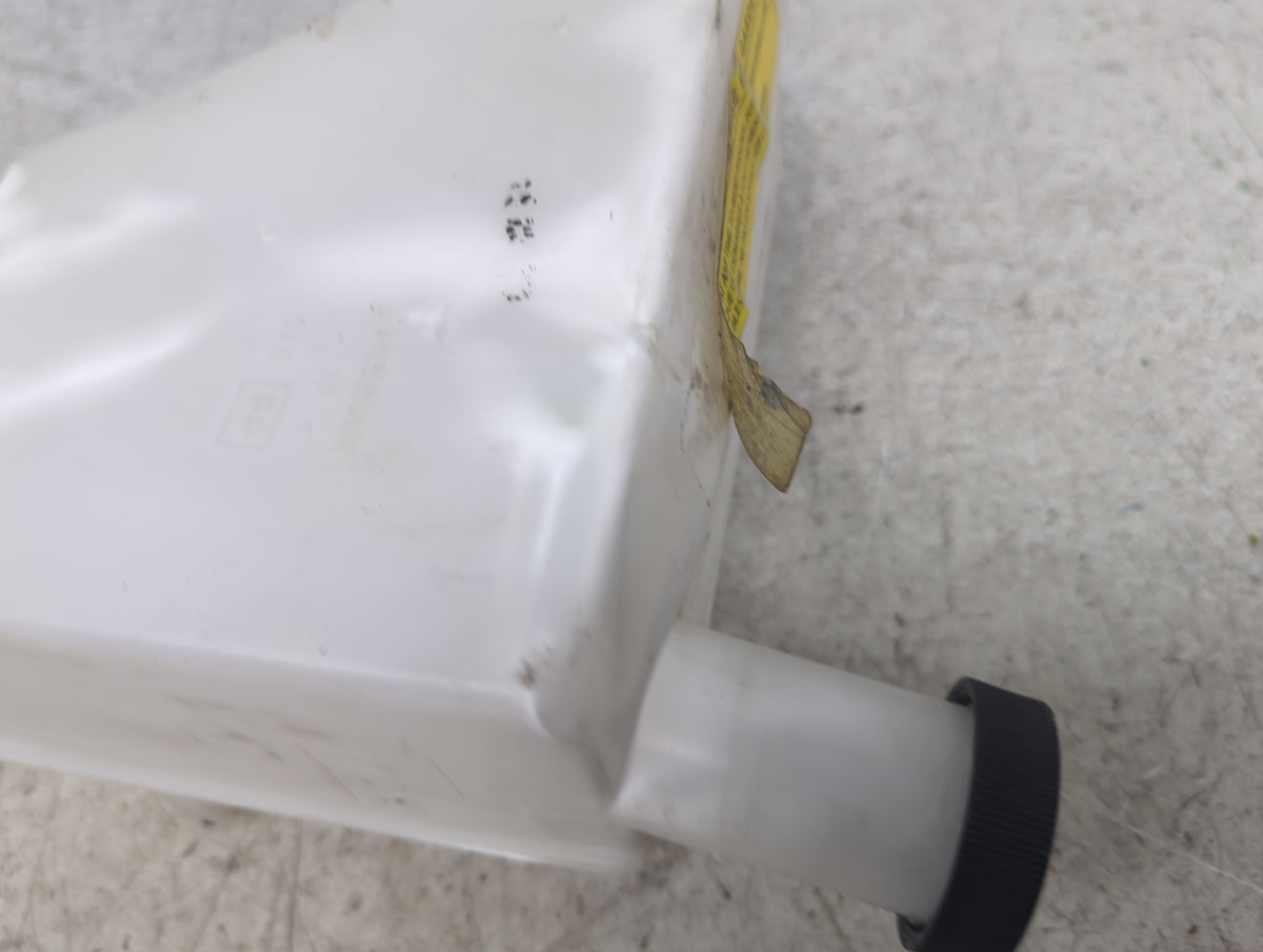2007-2012 Nissan Versa Radiator Coolant Overflow Expansion Tank Bottle - Oemusedautoparts1.com