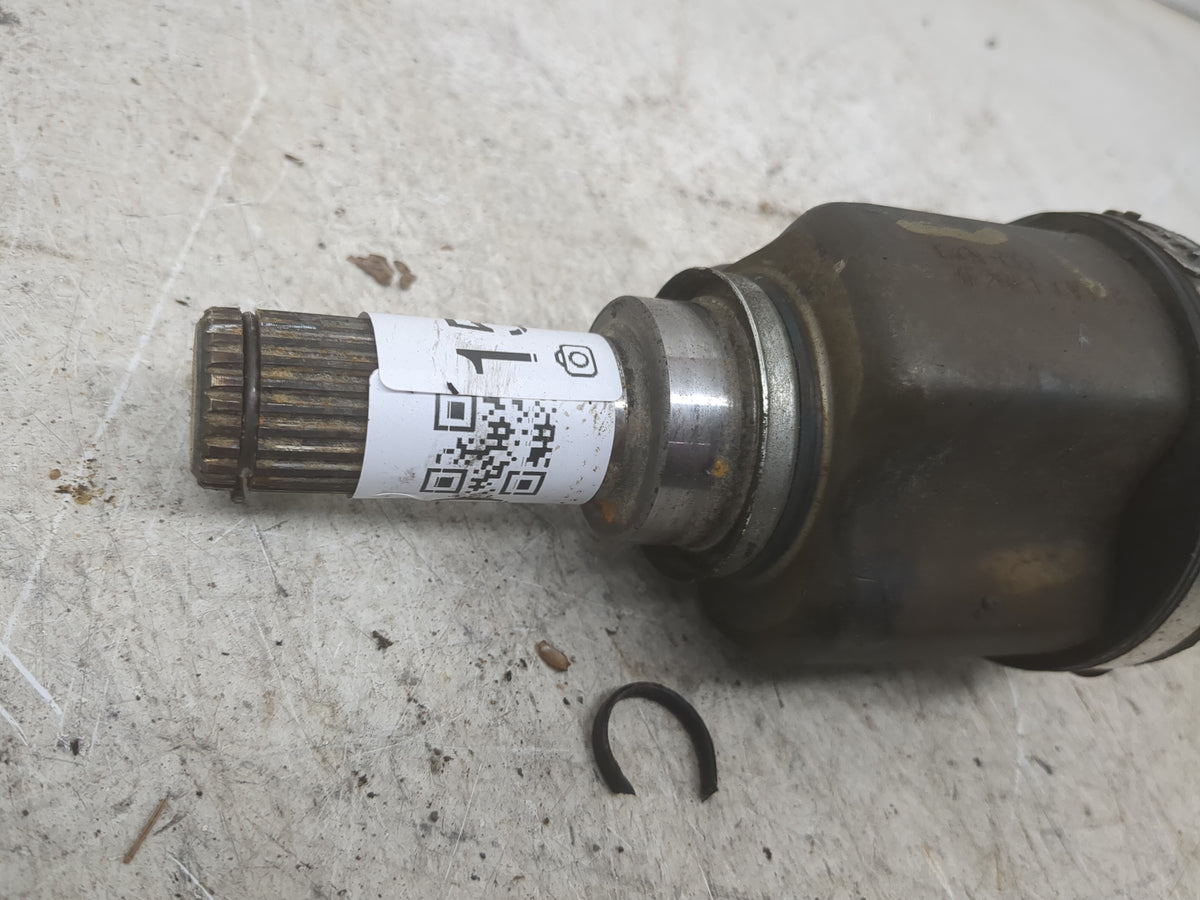 2007-2012 Nissan Versa Axle Shaft Front Driver Cv C/v 1500570 - Oemusedautoparts1.com