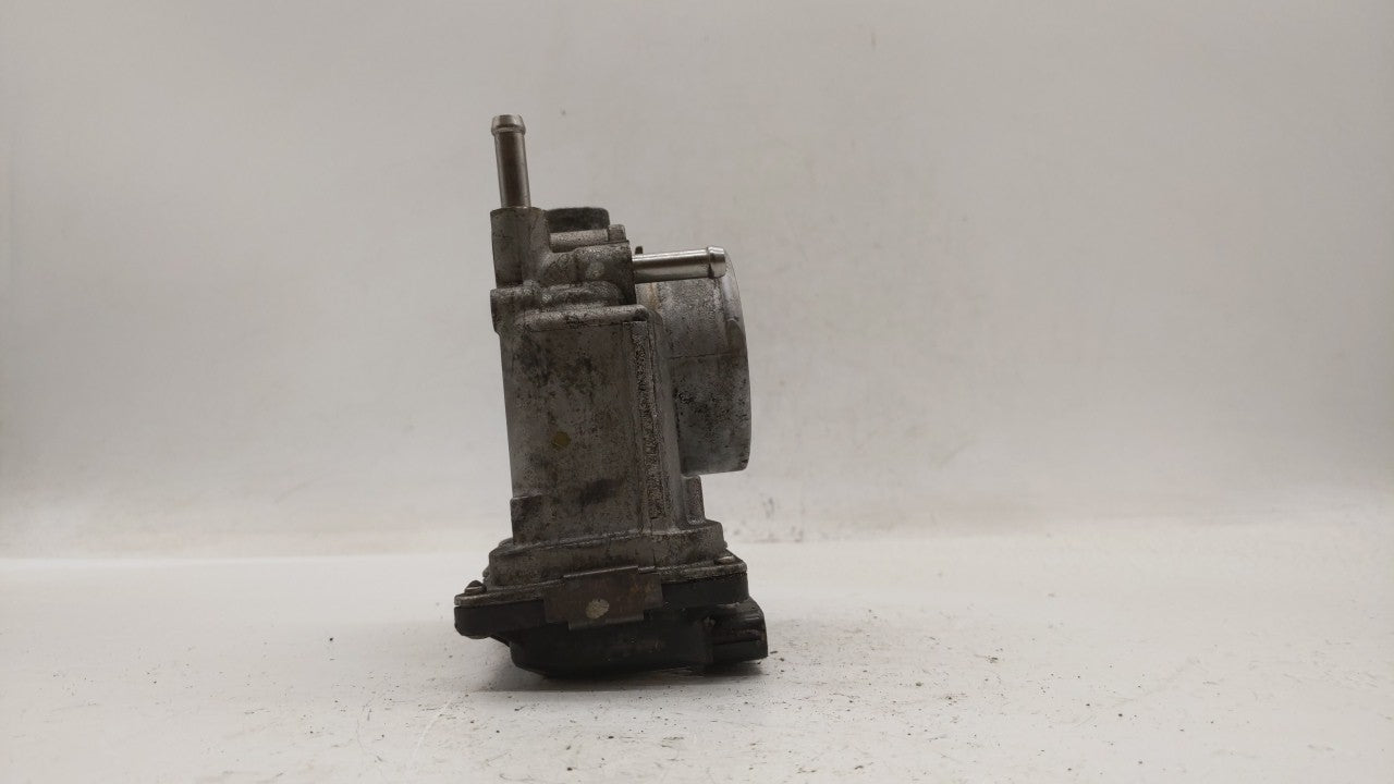 2007-2012 Nissan Versa Throttle Body P/N:ET-A60-02 C ET-A60-02 Fits OEM Used Auto Parts - Oemusedautoparts1.com