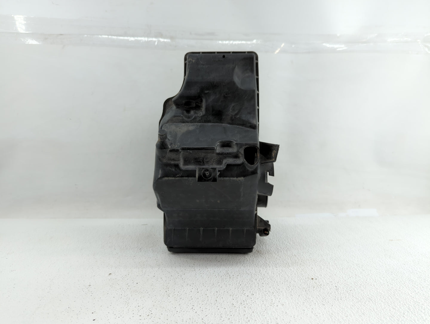 2011 Nissan Versa Air Cleaner Intake-duct Hose Tube - Oemusedautoparts1.com
