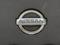 2011 Nissan Versa Engine Cover 446899 - Oemusedautoparts1.com
