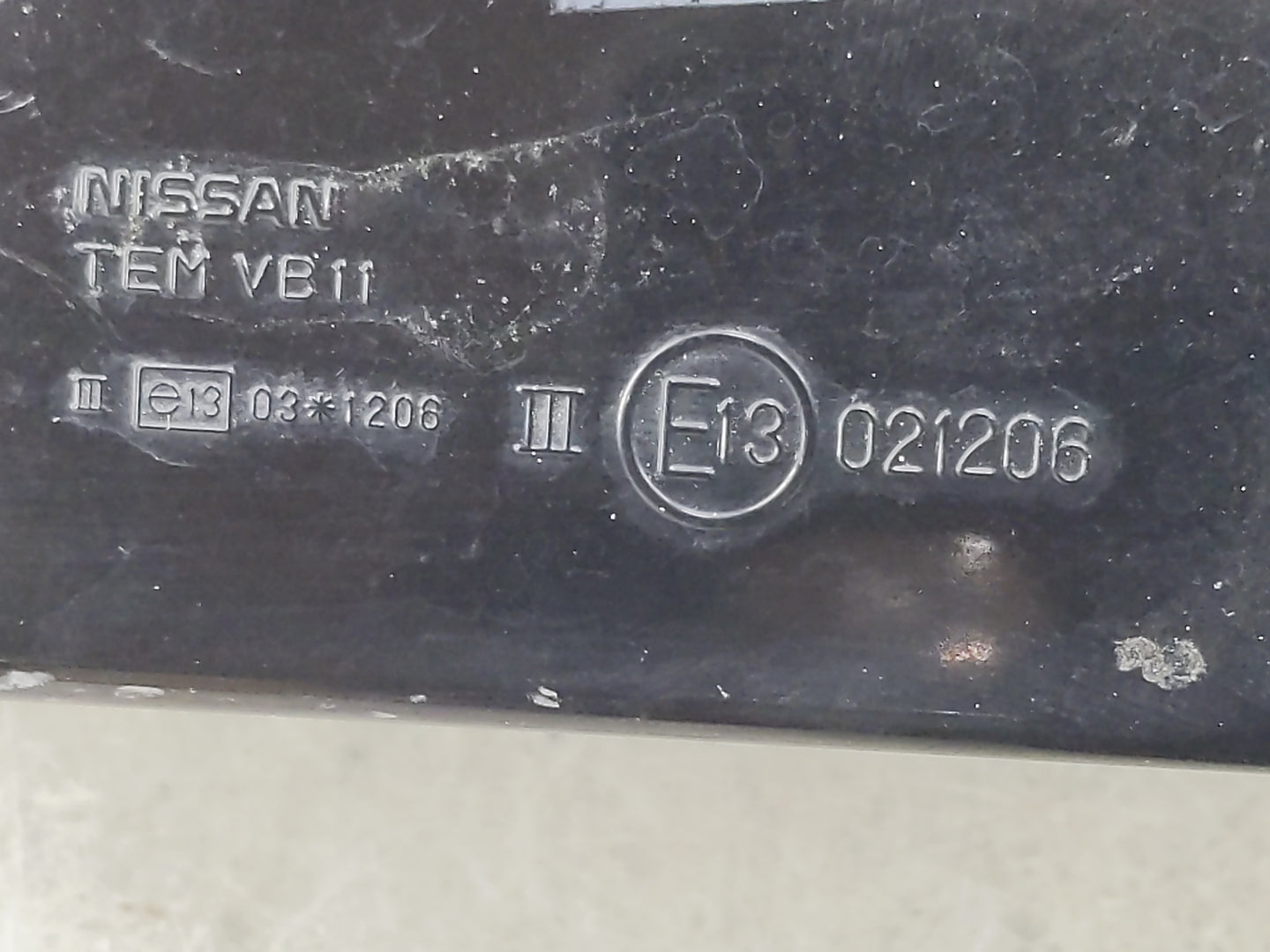 2008-2012 Nissan Versa Passenger Side View Mirror - Right Door Mirror OEM Used - Oemusedautoparts1.com