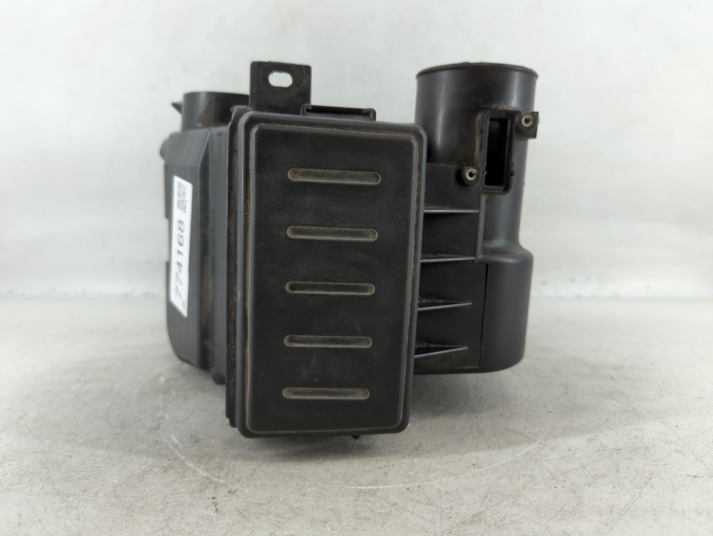 2011-2012 Nissan Versa Air Cleaner Intake-duct Hose Tube - Oemusedautoparts1.com