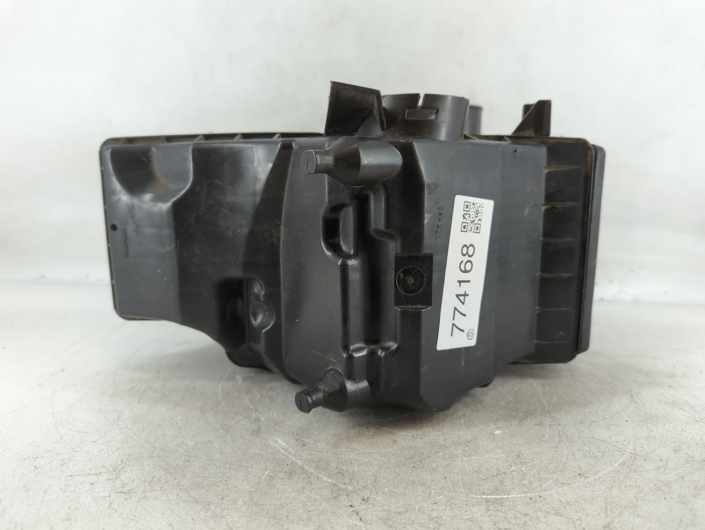 2011-2012 Nissan Versa Air Cleaner Intake-duct Hose Tube - Oemusedautoparts1.com