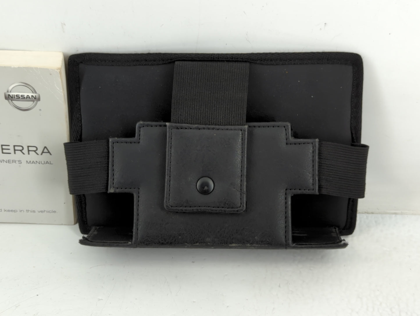 2011 Nissan Xterra Owners Manual Book Guide P/N:OM1E 0N50U0 OEM Used Auto Parts - Oemusedautoparts1.com