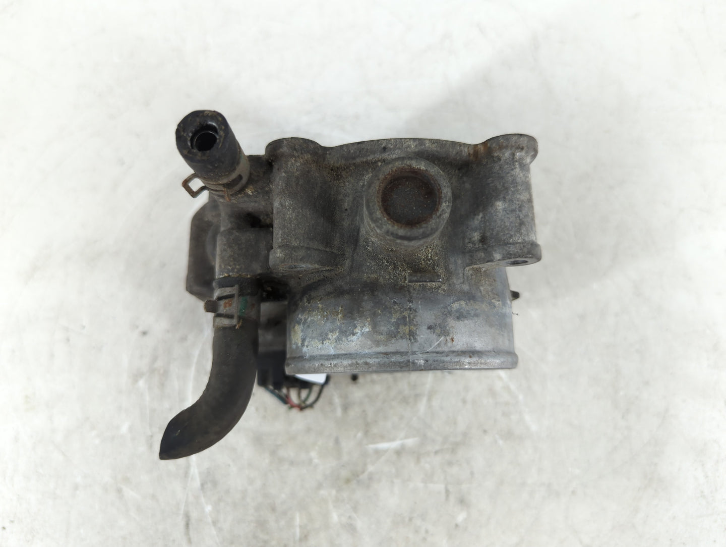 2011 Nissan Trucks Armada Throttle Body P/N:16119 7S000 Fits Fits 2004 2005 2006 2007 2008 2009 2010 2012 2013 2014 OEM Used