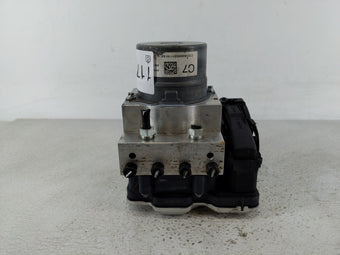 compare product 2011-2012 Porsche Cayenne Anti-Lock Brake ABS Pump Module Actuator OEM P/N:970 474 Fits Fits 2011 2012 OEM Used Auto Parts