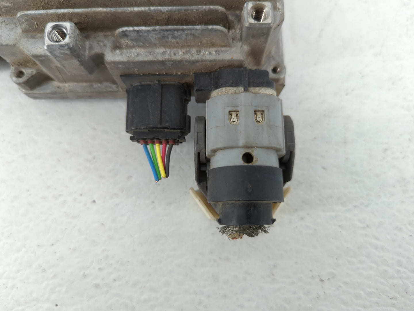 2011-2018 Porsche Cayenne Electrical Gas Fuel Pump Assembly - Oemusedautoparts1.com