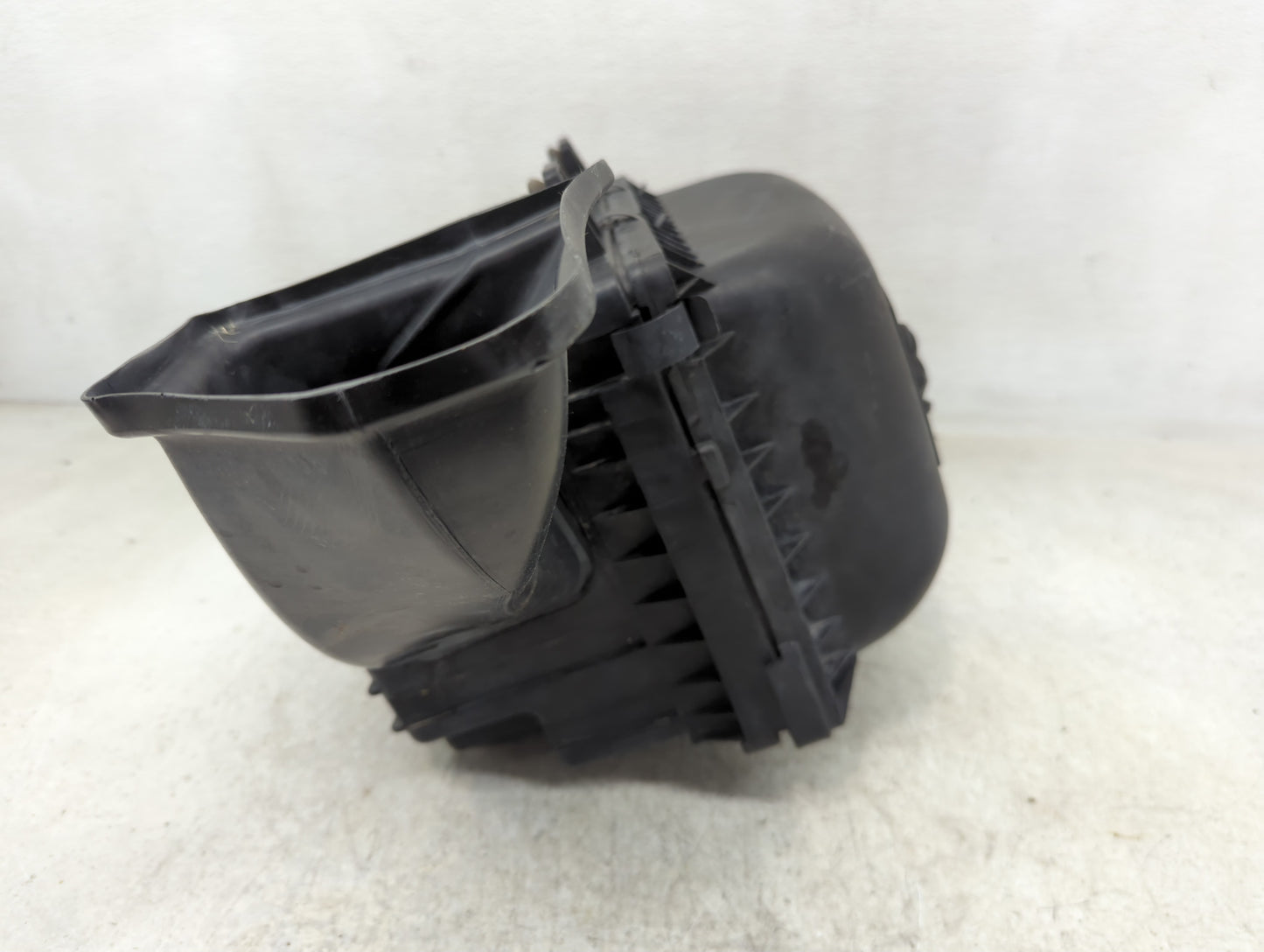 2011-2022 Ram 1500 Air Cleaner Intake-duct Hose Tube - Oemusedautoparts1.com