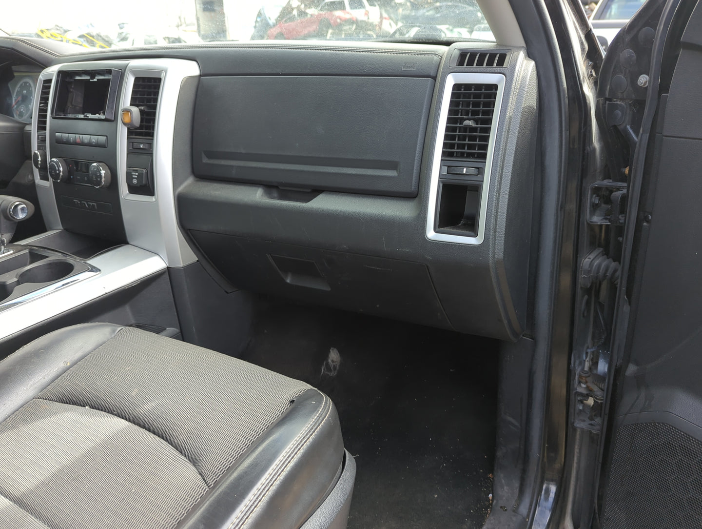 2011 Ram 1500 Passenger Glove Box Door Storage Compartment - Oemusedautoparts1.com