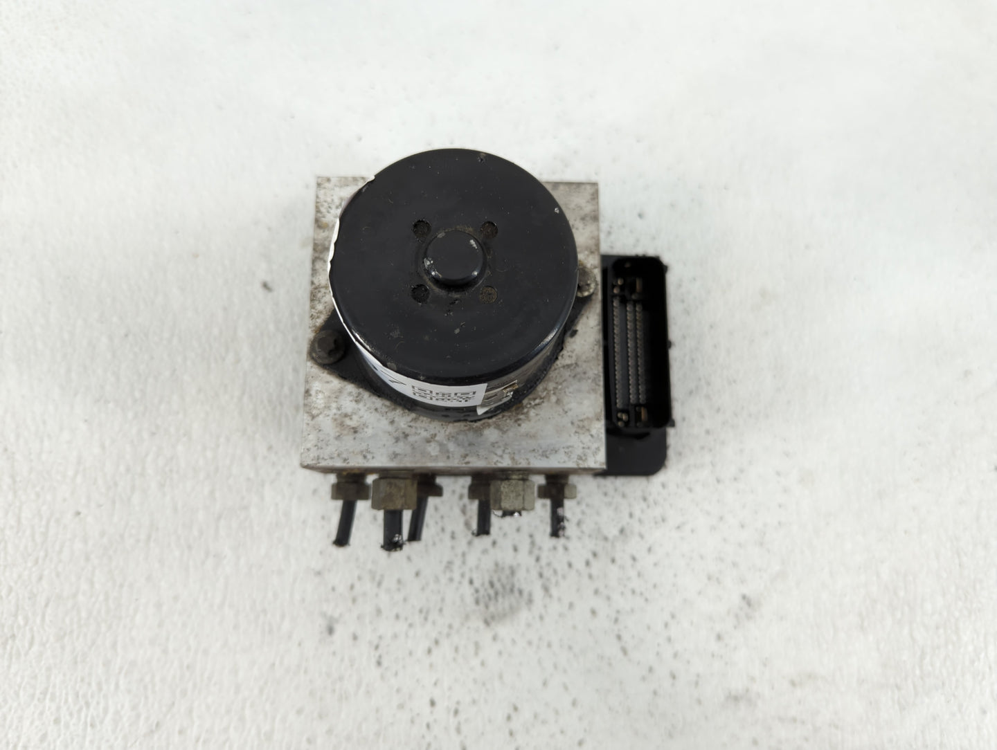 2010-2011 Saab 9-5 ABS Pump Control Module Replacement P/N:13332549 Fits Fits 2010 2011 OEM Used Auto Parts - Oemusedautopar