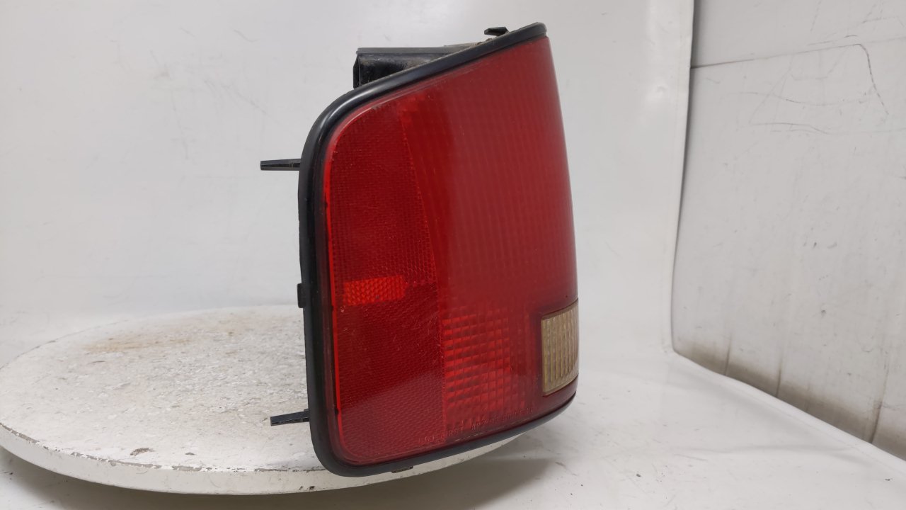 2011 Saab 95 Tail Light Assembly Driver Left OEM Fits Fits 1994 1995 1996 1997 1998 1999 2000 2001 2002 2003 OEM Used Auto P