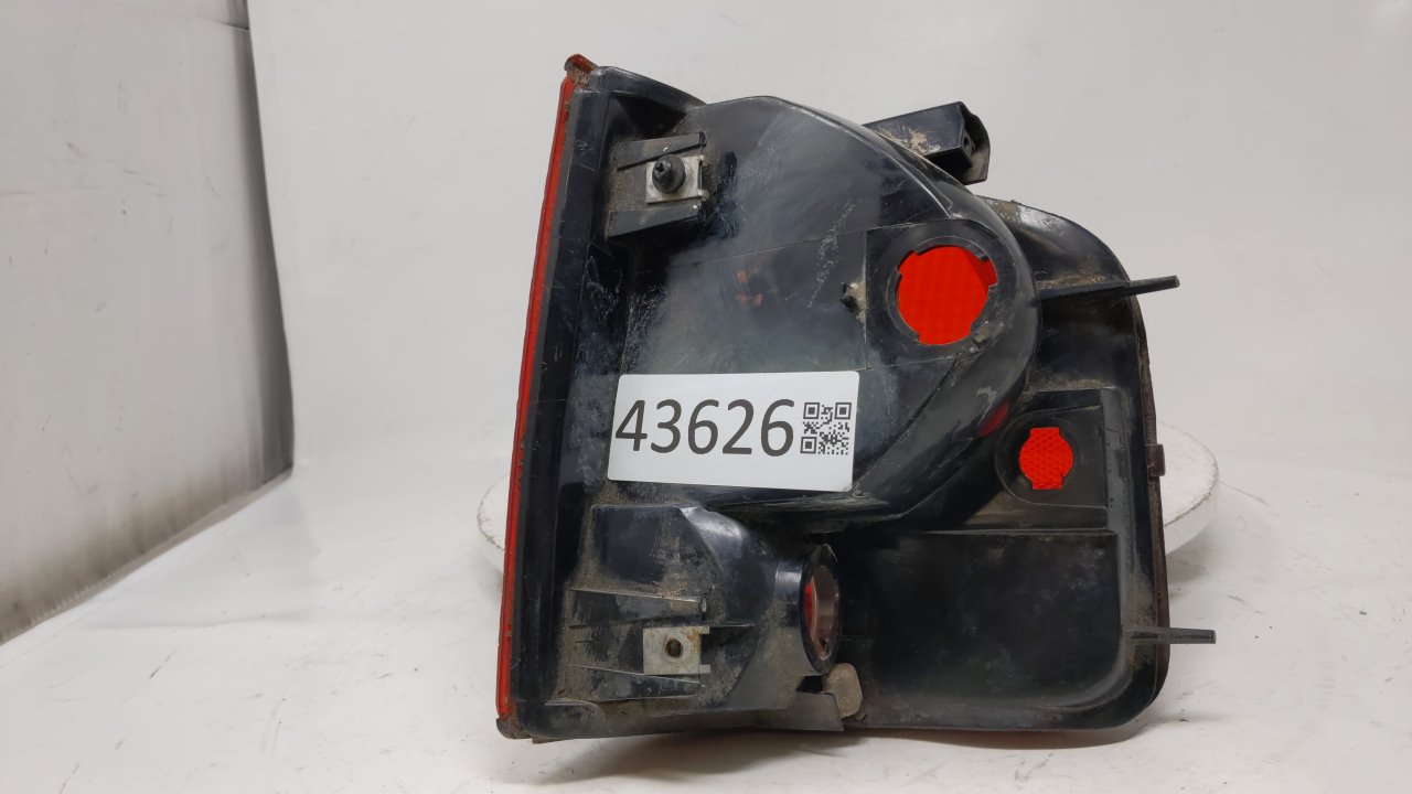 2011 Saab 95 Tail Light Assembly Driver Left OEM Fits Fits 1994 1995 1996 1997 1998 1999 2000 2001 2002 2003 OEM Used Auto P