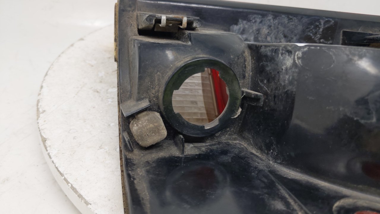 2011 Saab 95 Tail Light Assembly Driver Left OEM Fits Fits 1994 1995 1996 1997 1998 1999 2000 2001 2002 2003 OEM Used Auto P