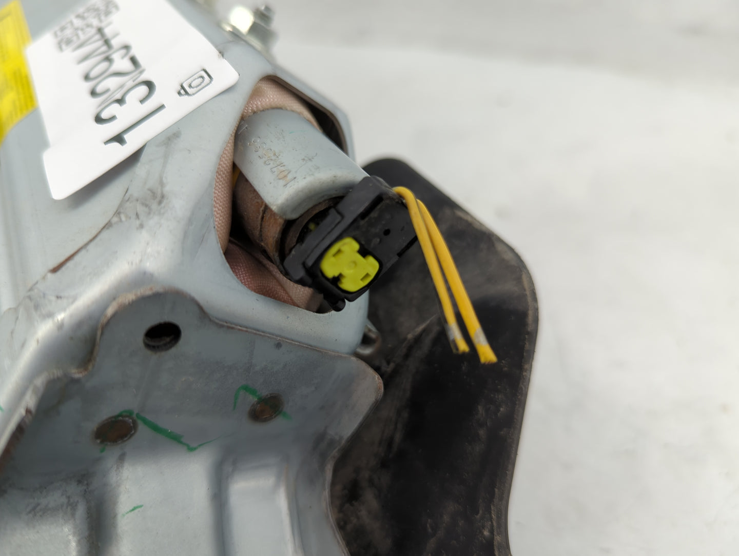 2011-2016 Scion Tc Air Bag Passenger Right Knee OEM Fits Fits 2011 2012 2013 2014 2015 2016 OEM Used Auto Parts - Oemusedaut