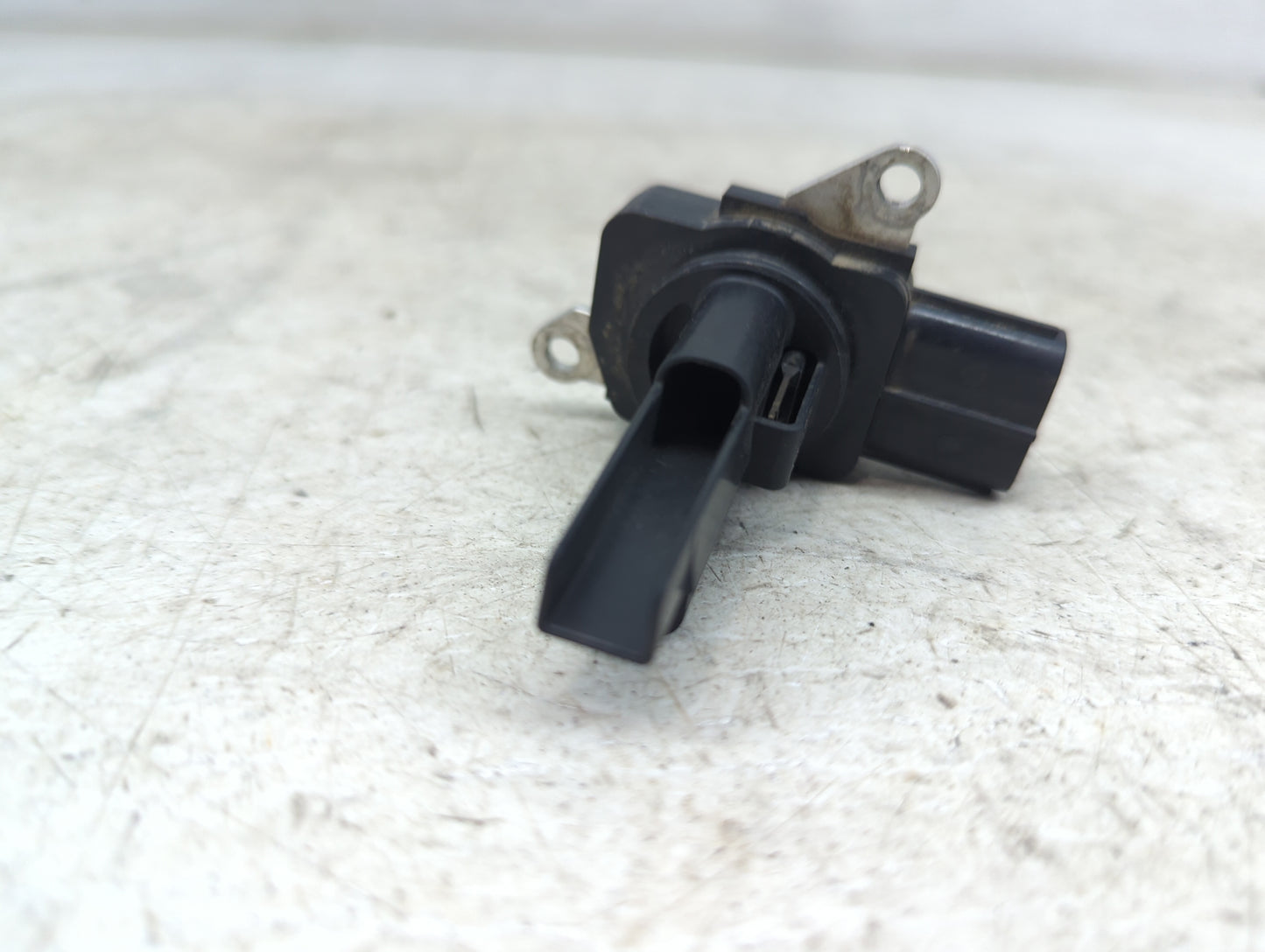 2011-2016 Scion Tc Mass Air Flow Meter Maf 1488741 - Oemusedautoparts1.com