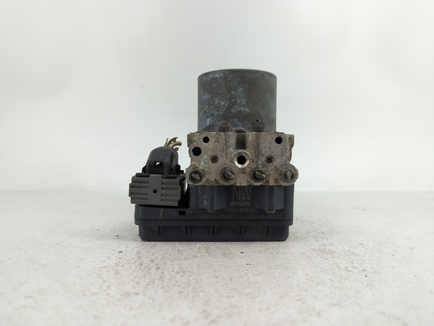 2011 Scion Tc ABS Pump Control Module Replacement P/N:133800-9580 89541-21090, 44540-21030 Fits OEM Used Auto Parts - Oemuse