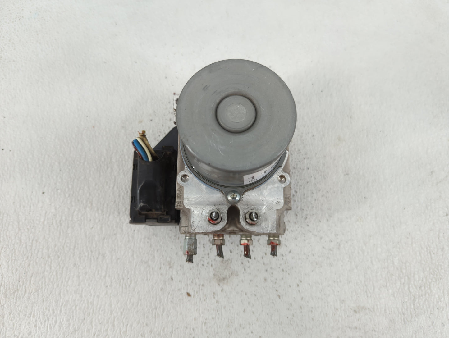 2011 Scion Xb ABS Pump Control Module Replacement P/N:133800-9090 89541-12820, 44540-12510 Fits OEM Used Auto Parts - Oemuse