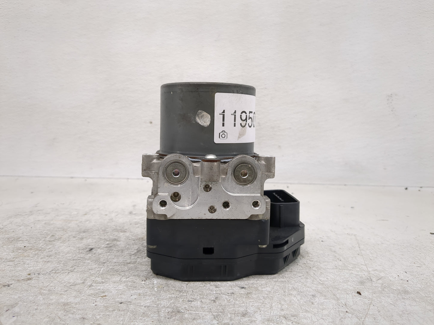 2011 Scion Xb ABS Pump Control Module Replacement P/N:89541-12820 44540-12510 Fits OEM Used Auto Parts - Oemusedautoparts1.c