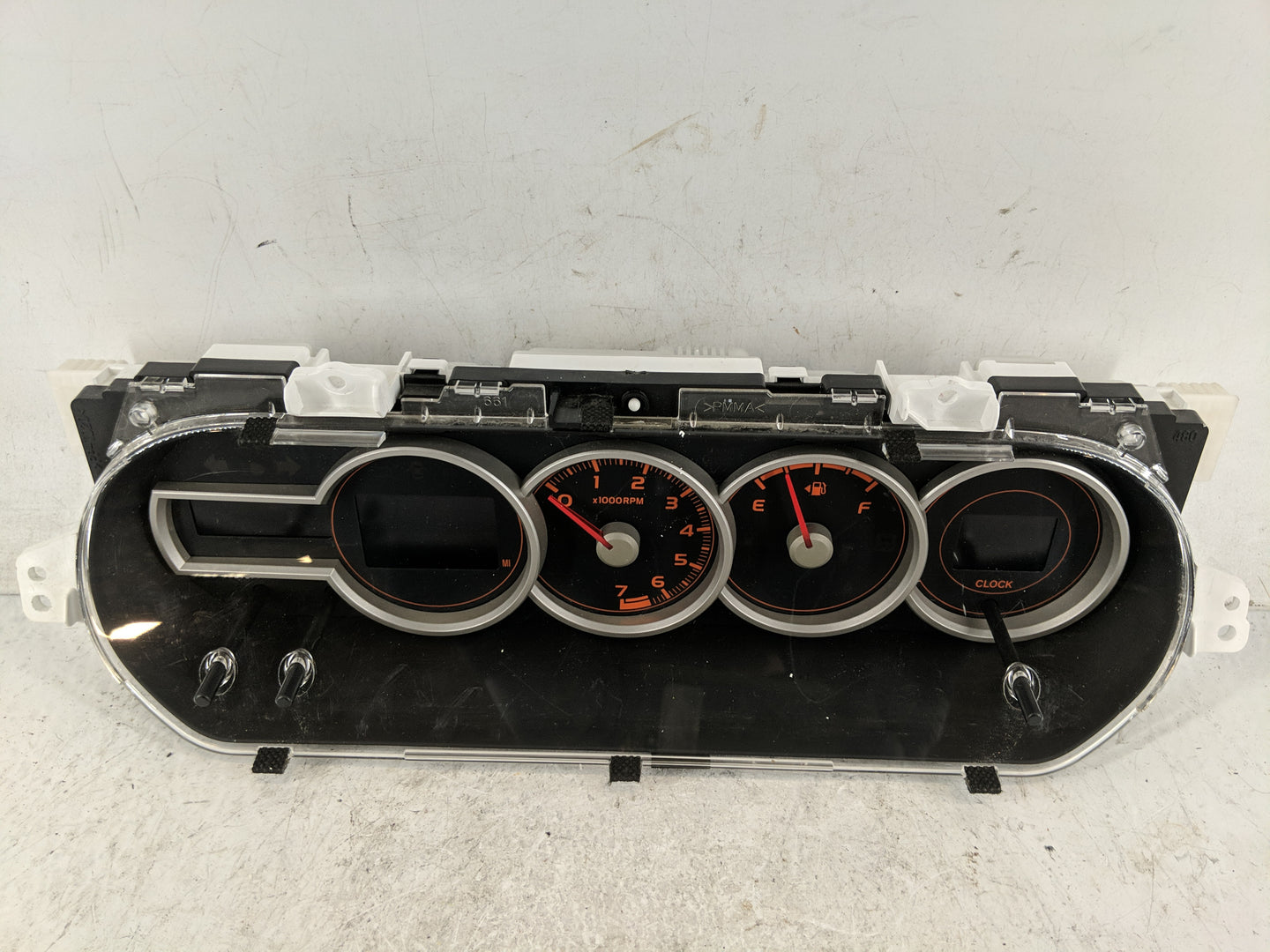 2011 Scion Xb Instrument Cluster Speedometer Gauges P/N:157550-2811 83800-12Q40 Fits OEM Used Auto Parts - Oemusedautoparts1