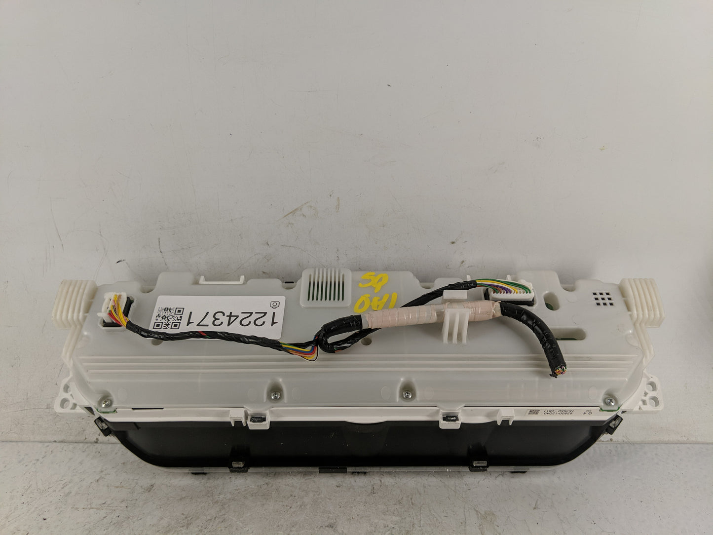 2011 Scion Xb Instrument Cluster Speedometer Gauges P/N:157550-2811 83800-12Q40 Fits OEM Used Auto Parts - Oemusedautoparts1