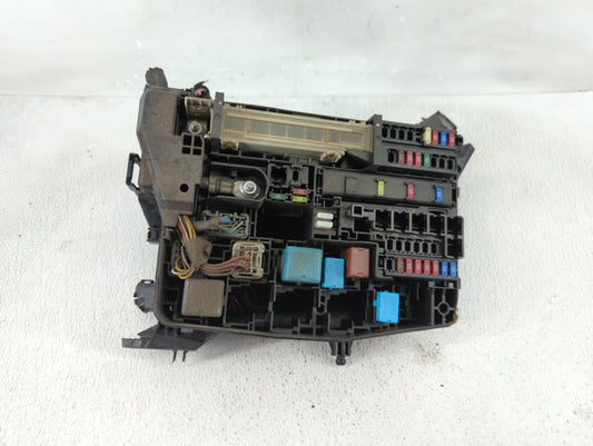 2008-2015 Scion Xb Fusebox Fuse Box Panel Relay Module P/N:82662-12450 Fits Fits 2008 2009 2010 2011 2012 2013 2014 2015 OEM Used Auto Parts