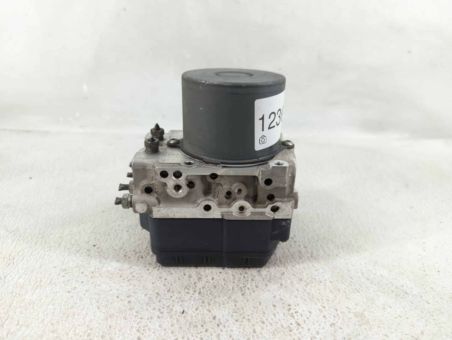 2011 Scion Xb ABS Pump Control Module Replacement P/N:89541-12820 44540-12510 Fits OEM Used Auto Parts - Oemusedautoparts1.c