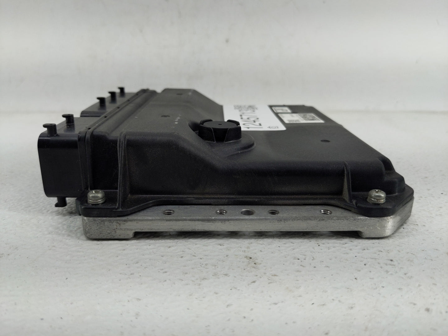 2011-2012 Scion Xb PCM Engine Control Computer ECU ECM PCU OEM P/N:275400-1681 89661-12N10 Fits Fits 2011 2012 OEM Used Auto